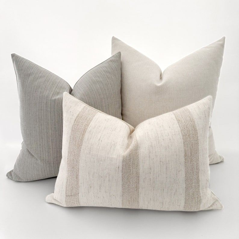 Pillows (Set of 2)
